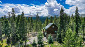 Secluded Log Cabin with Views & Hot Tub, Foosball, Wood Stove - Heavenly Homestead